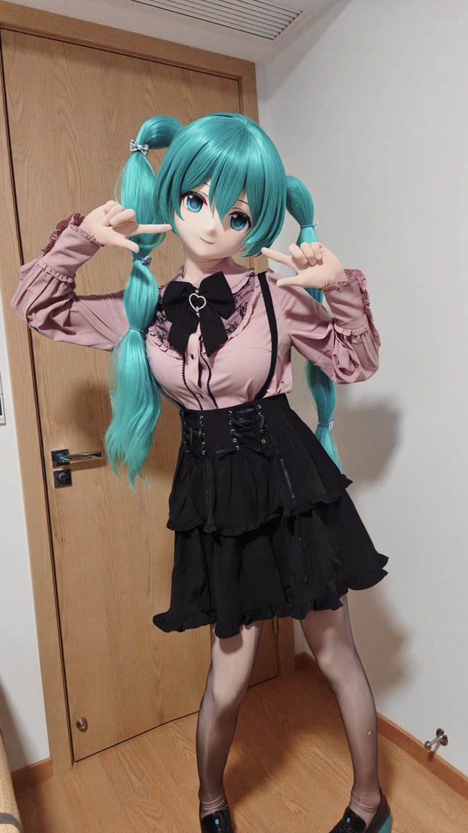 NameLess_Nosfy's tweet photo. #kigurumiㅤㅤ 
#着ぐるみ
#初音ミク https://t.co/qyNcAeLLqF
