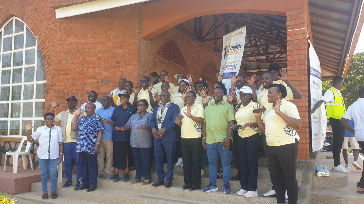 RBwerenga's tweet photo. Showing up for mothers, children, and the whole Kitebi community today.
From consultation to care: Maternal and Child Health in action at St. Luke COU.
Proud to be part of Rotary D9214 making health accessible.
#10daysofDoubleImpact https://t.co/XWZtdfP4Gl