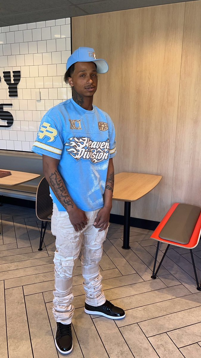 Elitothrowed's tweet photo. Solo n this world💯😈 https://t.co/6QQRT6CHs0