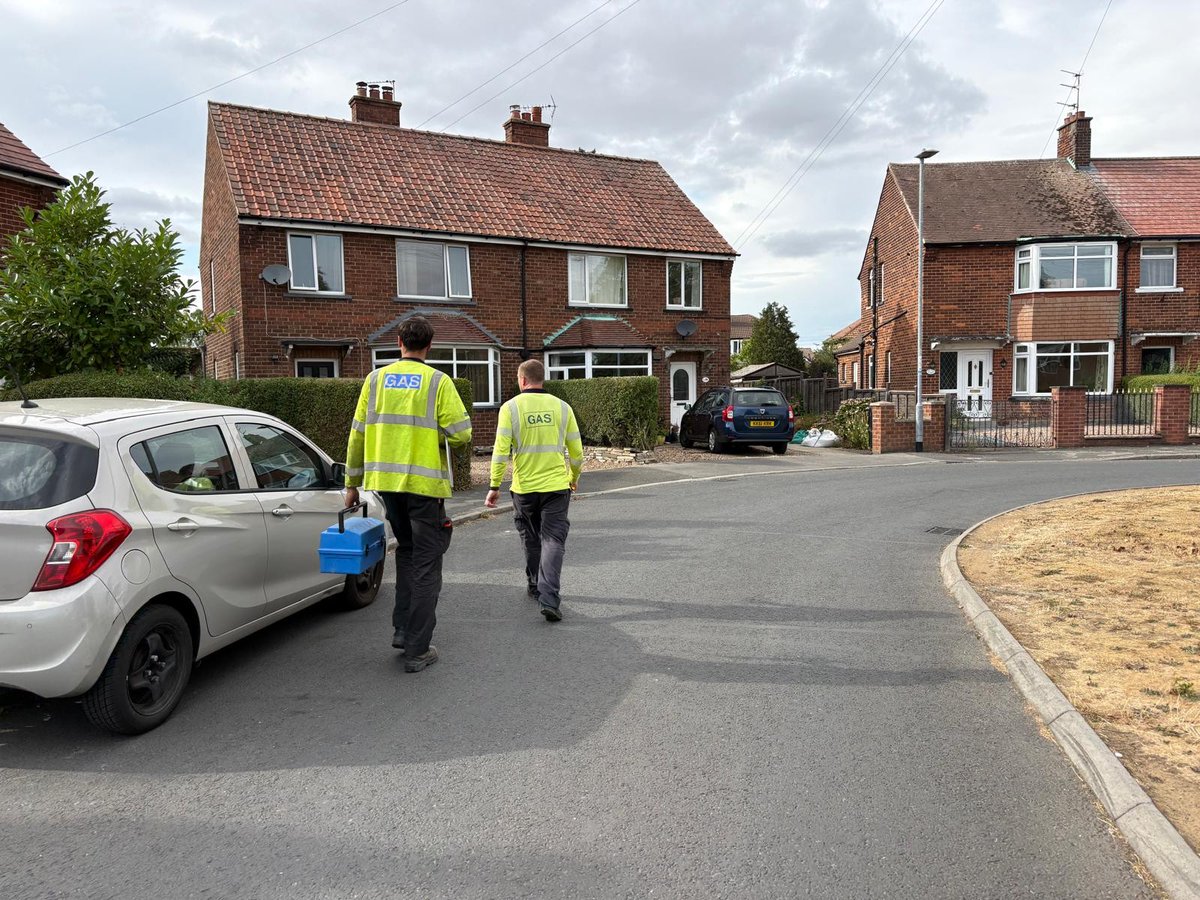 NGNgas's tweet photo. 📢 Loss of Gas Supply Update
📍 Pocklington, YO42

👷Our engineers are restoring supplies and would like to thank everyone for their understanding. If you need support, please contact our Customer Care team: 0800 040 7766 / Option 4

For more info 👇https://t.co/DxtJAIAA2f https://t.co/RGmmcVJXRq