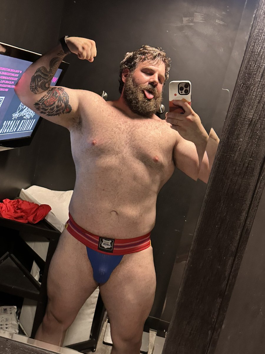 Rough_Rider808's tweet photo. need a big boy? https://t.co/rIozF8Rzj6