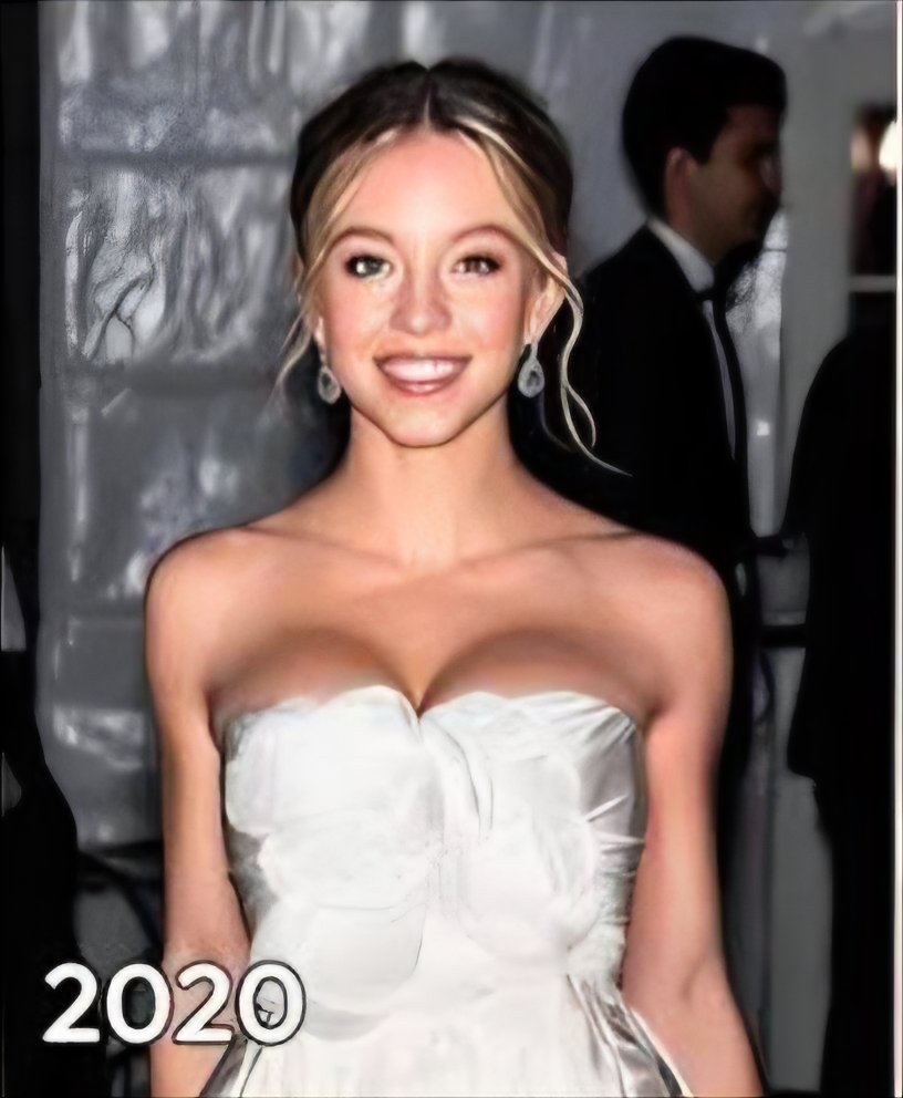 YeeTak's tweet photo. Sydney Sweeney growing up. 👀🔥⏭️ https://t.co/fyejtS9nx3