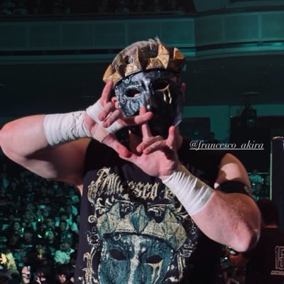 CrownedFlames's tweet photo. #NewProfilePic https://t.co/vfOOf5xrXD