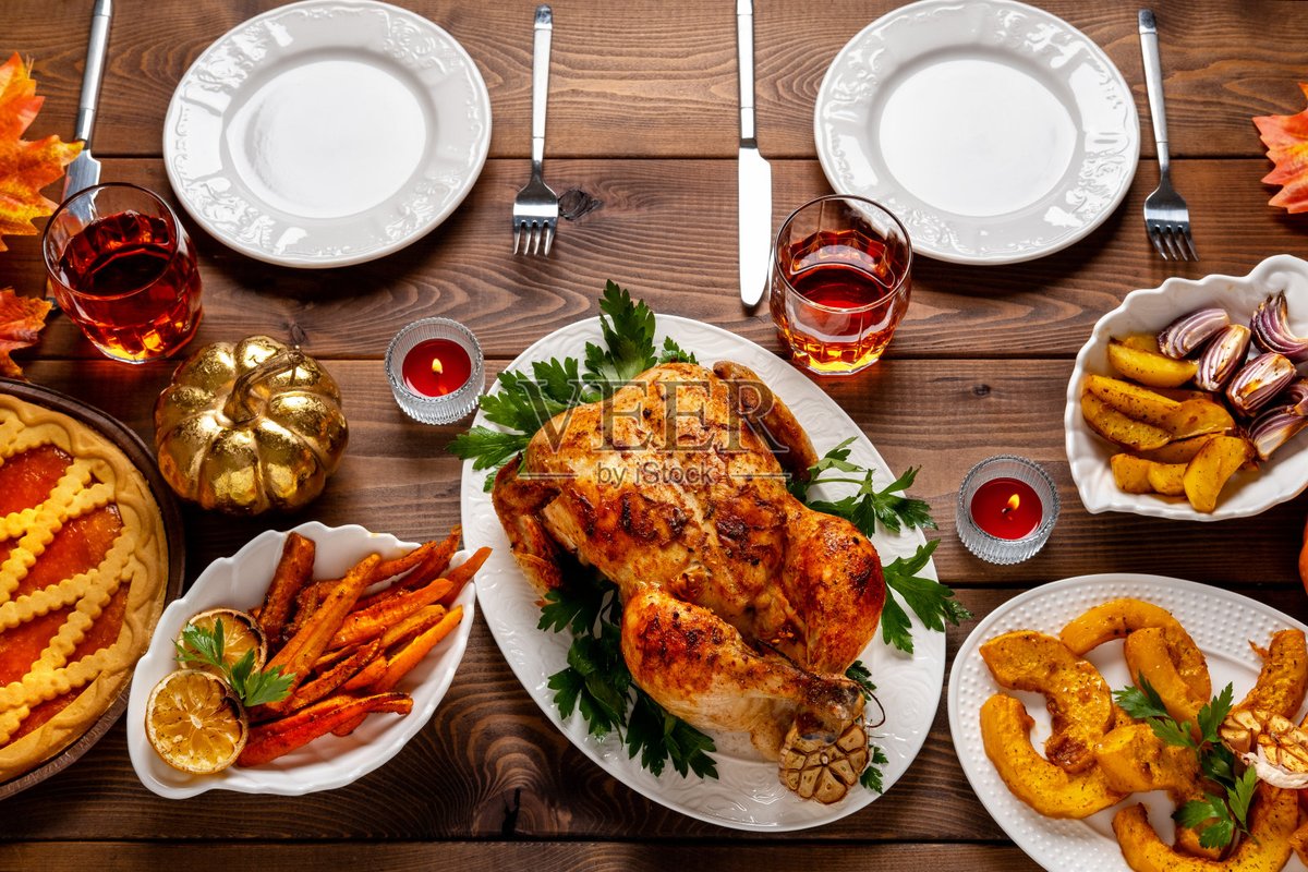 cy_gacula's tweet photo. Thanksgiving Feast Alert! Homemade stuffed turkey, creamy mashed potatoes, fresh pumpkin pie — all ready in 30 mins! Grab your fork and tag your dining buddy!  #ThanksgivingEats https://t.co/4x60S60EWt