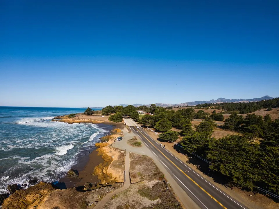 homeplanetgear's tweet photo. Coastal Cali Escape On Highway 1
by David Weiss
https://t.co/6twpXiTkVn
#CaliforniaRoadTrip #Highway1 #PacificCoastHighway #CoastalEscape #TravelCalifornia #CaliforniaDreaming #ScenicDrive #WestCoastWanderlust #CaliforniaAdventure #TravelInspiration #ExploreCalifornia #VisitCA https://t.co/2qGQA3277V