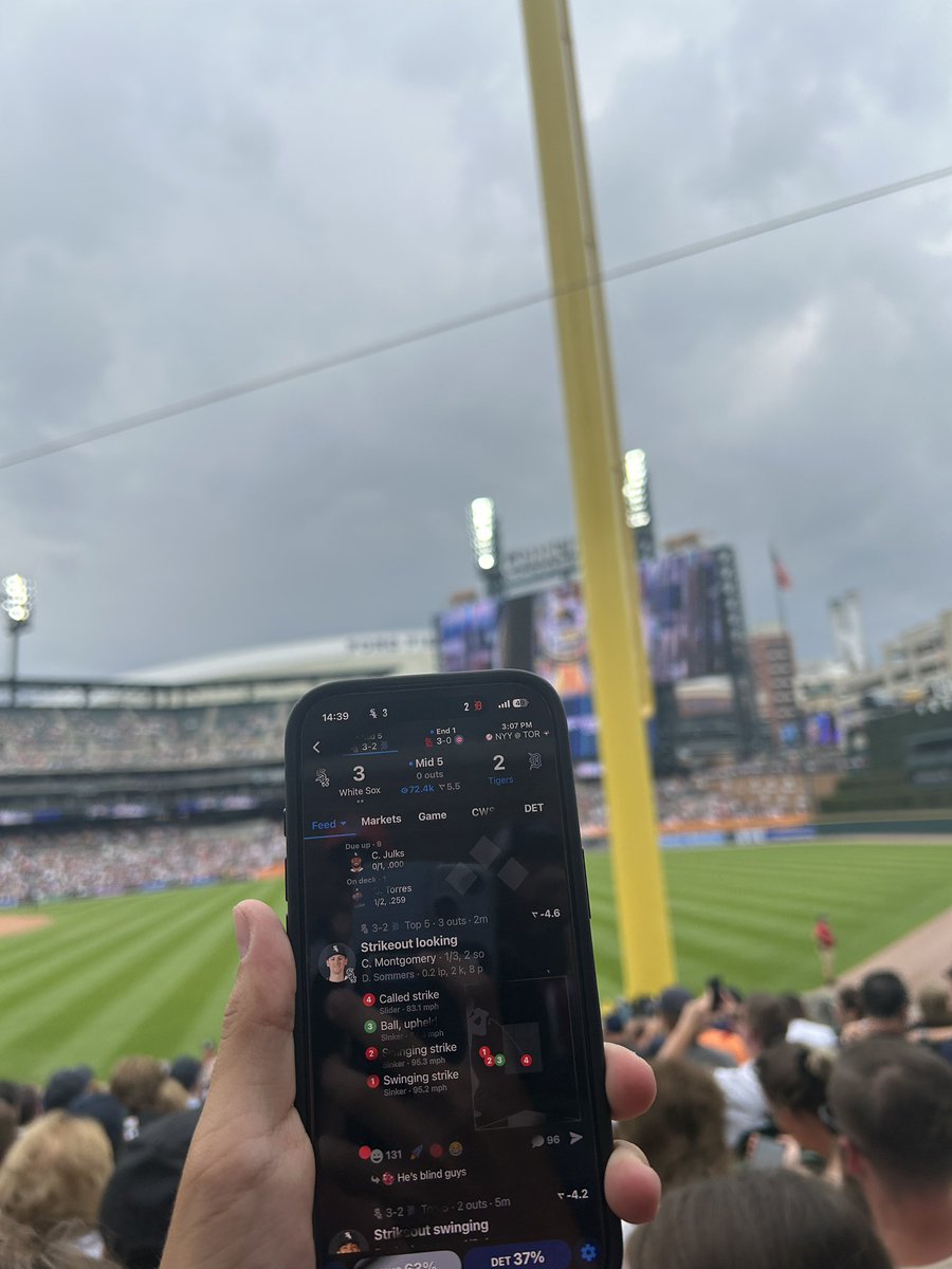 Mittentology's tweet photo. Nothing better than AL Central baseball @realapp https://t.co/YUEdhTjnVP