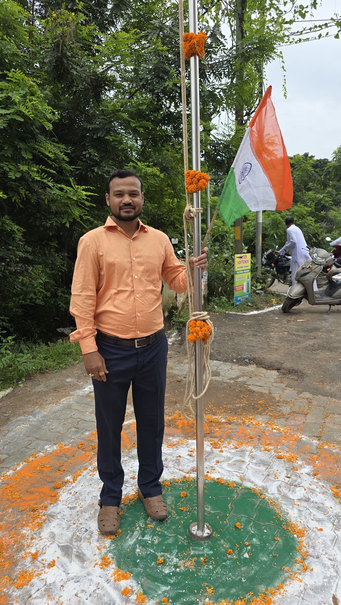 IamSPM2425's tweet photo. The flag that makes every Indian proud.🇮🇳🇮🇳🇮🇳
Happy 80th Independence Day to you all. Jay Hind
#IndependenceDay
#HarGharTiranga https://t.co/b5XqgpH1Ix