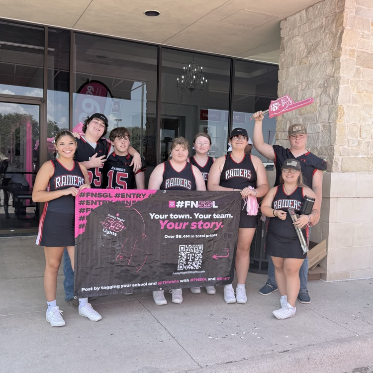 Lueders_Avoca's tweet photo. Come out a see our Raiders @T-mobile!! Please share our post. @T-mobile#FN5GL and use the hashtag!! We have already won 5K help us win the 25K https://t.co/12157BgA7H