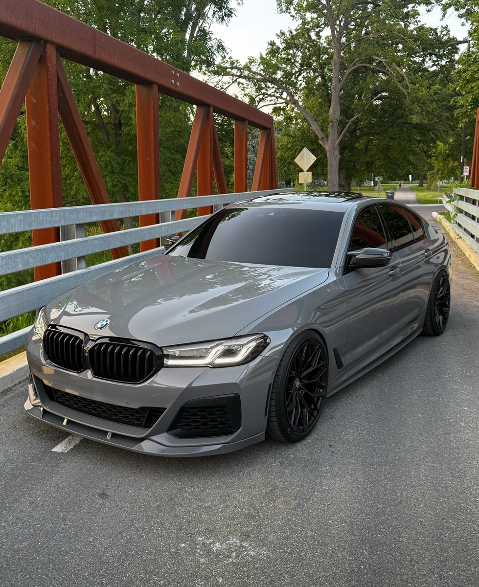 ExoticBMW's tweet photo. BMW 540i 🇩🇪 https://t.co/LPyqrhLGZe