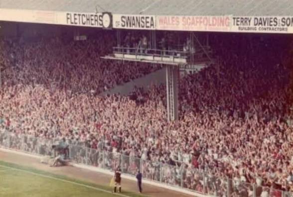 grndtudge's tweet photo. 🏟️16
Vetch field 
@SwansOfficial 0 @WBA 0
Can’t find highlights anyway and pictures are hard to find 
Would be back in the playoffs at the end of the season
If anyone has any photos be grateful (of this game) https://t.co/dVteZTUylA