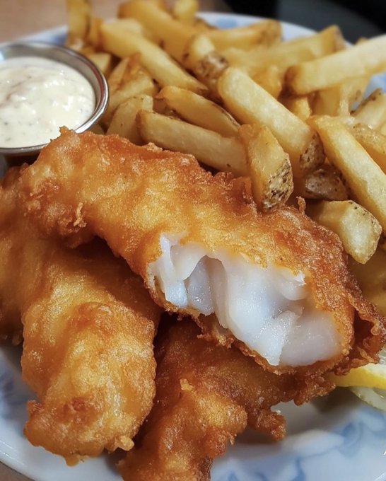 FoodPleaser's tweet photo. What’s your first thought when you see this meal? https://t.co/R1Zo8b1t9w
