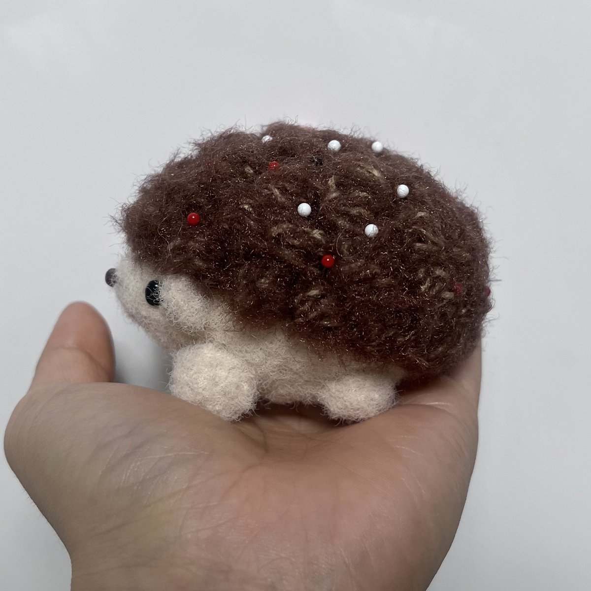 crochet_hanu's tweet photo. 고슴도치 도안 업로드 했습니다!

도안 출시 기념으로 30% 할인 하고 있습니당!

할인기간 : 8월16일 ~ 8월 19일

https://t.co/iKCy7S5gRI https://t.co/F2yzHsMXSu