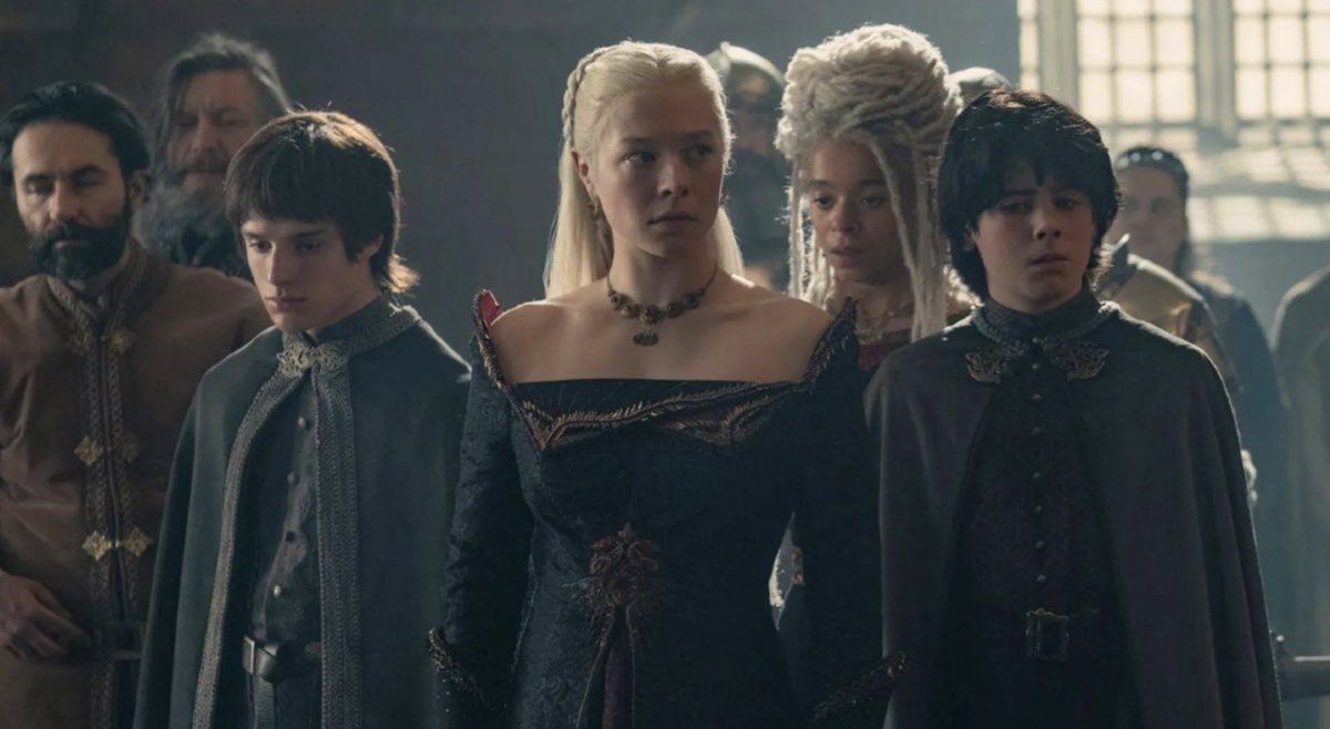 Creativemelody1's tweet photo. At some point, the “Jace, Luke and Joff were bastards” argument stops mattering.
Viserys recognized them as his legitimate grandsons, Corlys publicly claimed them as Velaryons, and Rhaenyra continued that recognition when she inherited the throne.
Westeros can question their parentage all it wants, but legally and politically, they were recognized as heirs.
