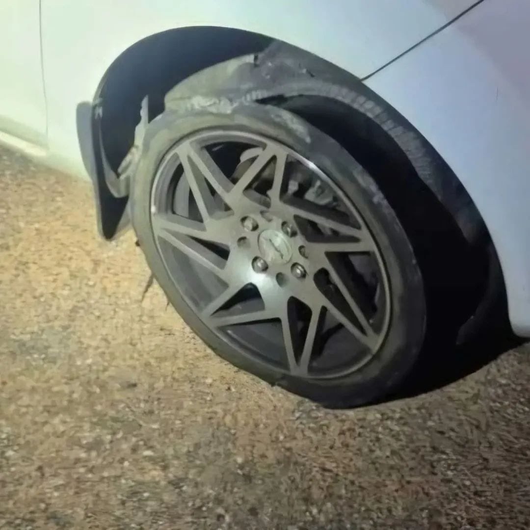 Abramjee's tweet photo. SPIKING ON N4 BETWEEN BRITS AND RUSTENBURG

Motorists are being warned about ongoing reports of road spiking on the N4, shortly after the Brits Toll Plaza towards Rustenburg and before the Bapong Weighbridge.

Criminals reportedly place sharp metal objects on the road to puncture tyres and target motorists who stop.