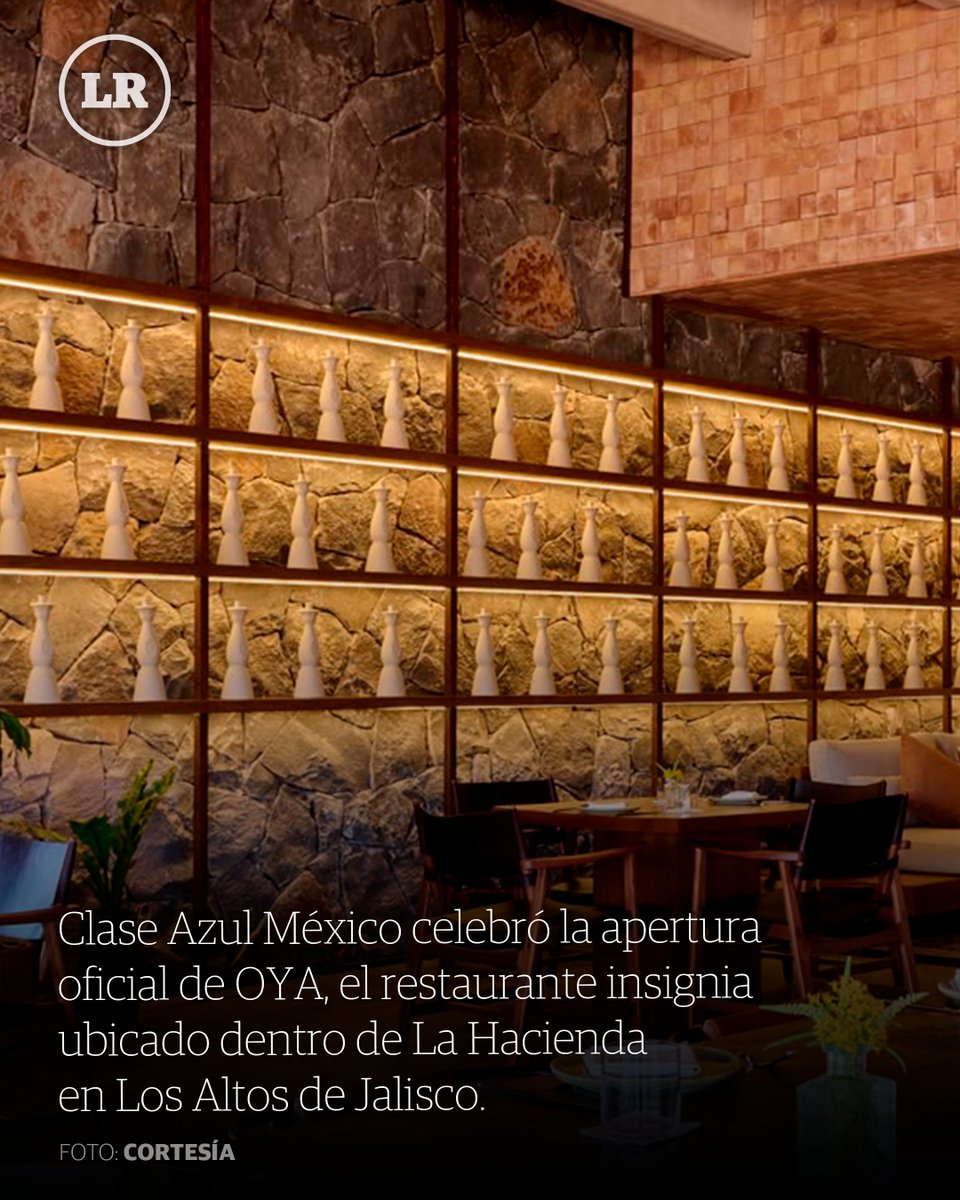 LaRazon_mx's tweet photo. 🌺 La licorera de cerámica está inspirada en la flor de loto y fue decorada a mano por artesanos mexicanos en tonos degradados de rosa. Su diseño representa transformación, resiliencia y esperanza.
#ClaseAzul #OYA #TequilaPink #Jalisco https://t.co/3rEjOzPIER