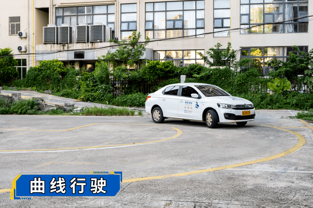 yoshferrer's tweet photo. Just nailed my first reverse parking in the driving lesson today! No more bumping the cones  So happy to finally feel the progress after weeks of practice. https://t.co/rmoK2fD2Or