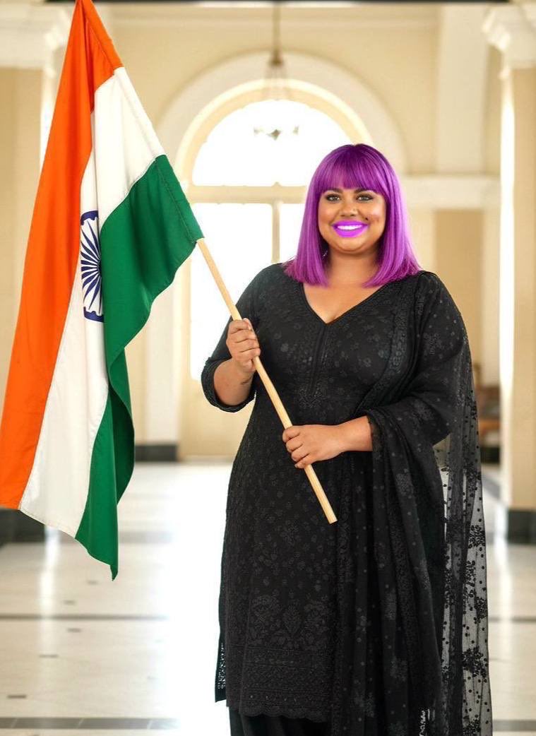punjabigirrl's tweet photo. Happy Independence Day to  all of you 🇮🇳 ❤️ https://t.co/P9Iyam6Z5U