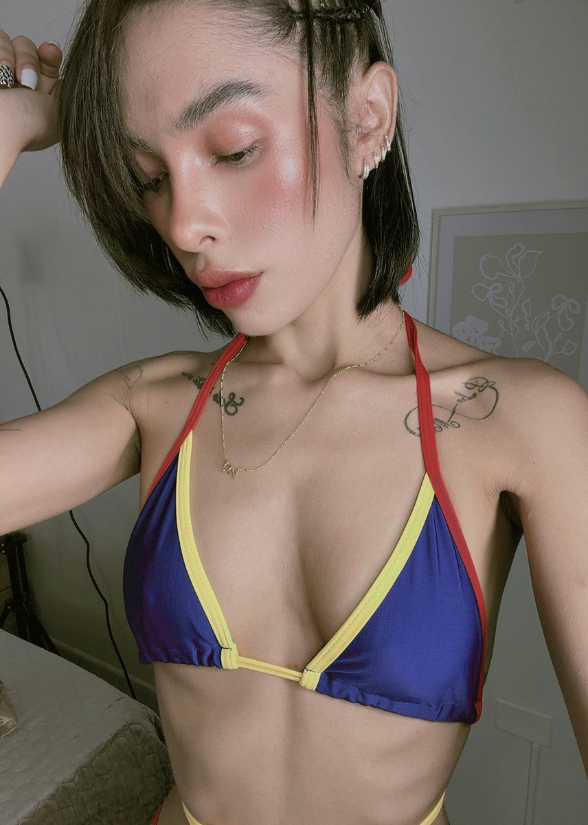 mia_reeves10's tweet photo. Loves, today is the show for donations to the affected cities in Colombia. I’ll wait for you

https://t.co/N8Jw5lH3rO

https://t.co/gsYZcpw5Tx https://t.co/rZnkIbUmBt