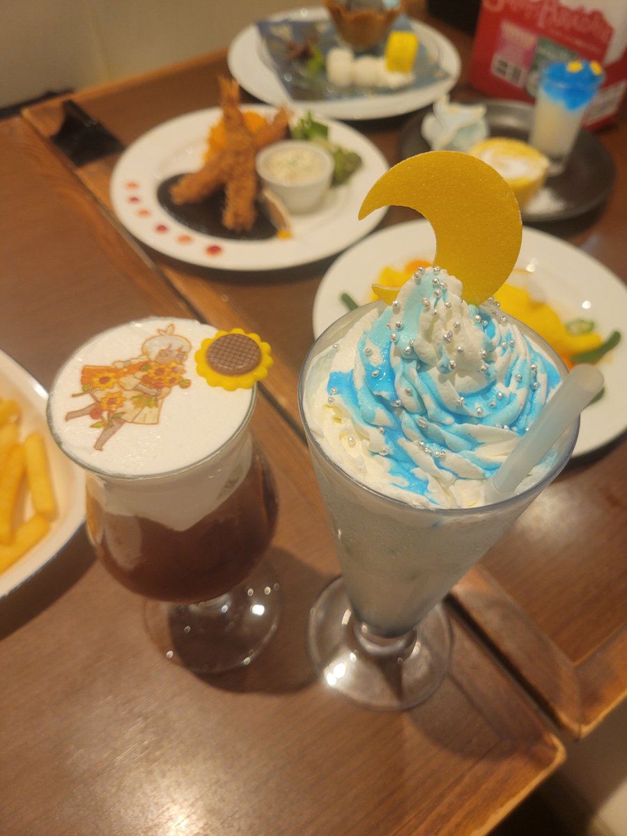 Masa99521's tweet photo. Skyとスイパラのコラボ良かった
2枚目のカニモチーフのアイスの目が3枚目の時溶けて落ちた笑
 #Sky星を紡ぐ子どもたち https://t.co/4z9ap6a0A1