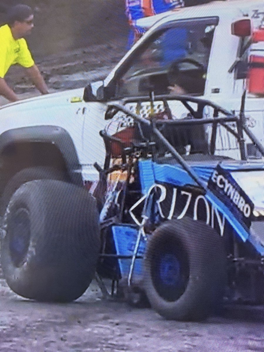 TNuckles57's tweet photo. #knoxvillenationals
#not supposed to look that way
@ripjetson9 https://t.co/q1xV2ufAHd