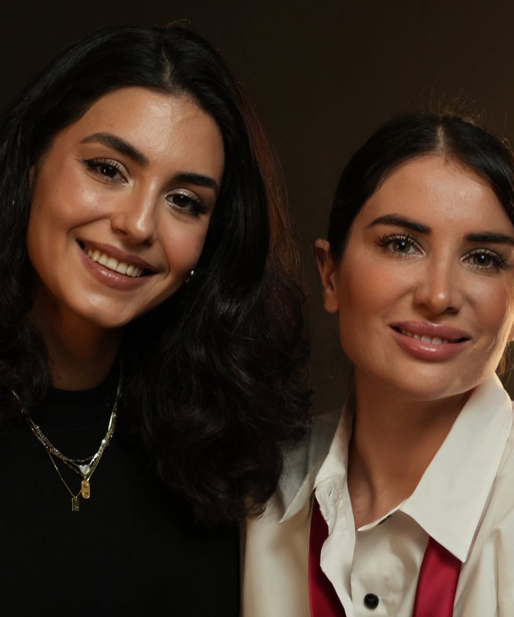 MrsSamahMohamme's tweet photo. مذيعة روسيه كلمها يجنن عن روجبين🥹🎉
#RojbinErden
#Yabani
#SevdiğimSensin https://t.co/jHYSVk7yie