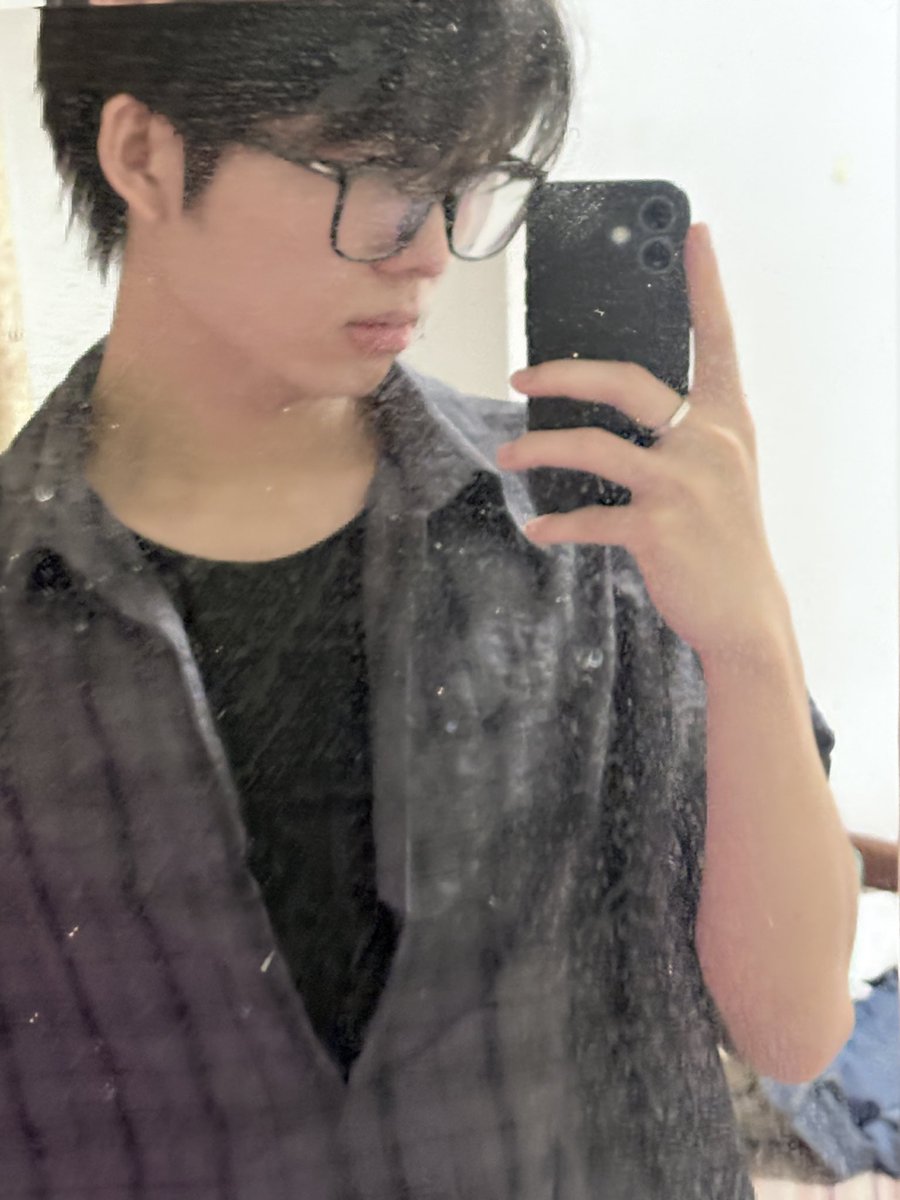 Painaroundus's tweet photo. 班味十足了现在。 #南宁 https://t.co/UO5QpBtYXe