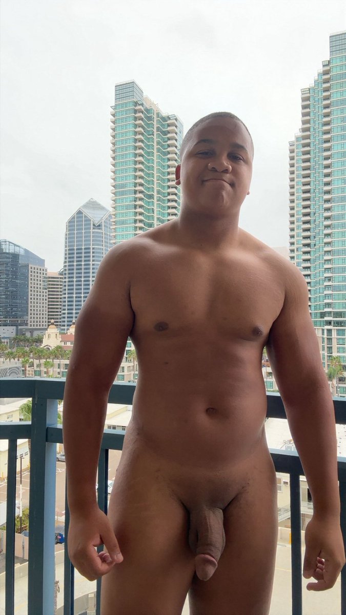 jkbbcmane05's tweet photo. SD🌆🌴 https://t.co/rrsaKuq9Dv