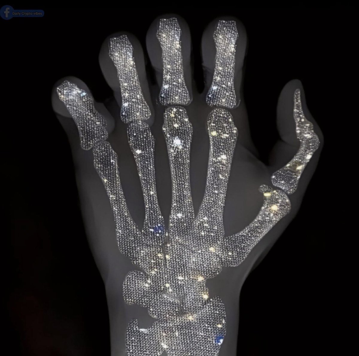 ToolySOL's tweet photo. The only hands that can win. https://t.co/0rIRe8PNWJ