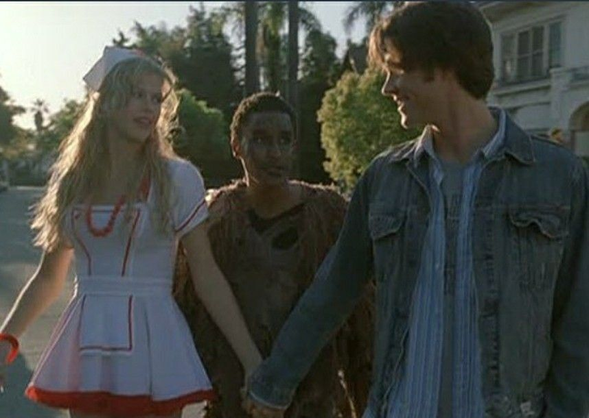 seafoamsam_'s tweet photo. sam should've known brady was possessed by a demon. no normal person could stand this level of third-wheeling https://t.co/RiHdUsm8Lt