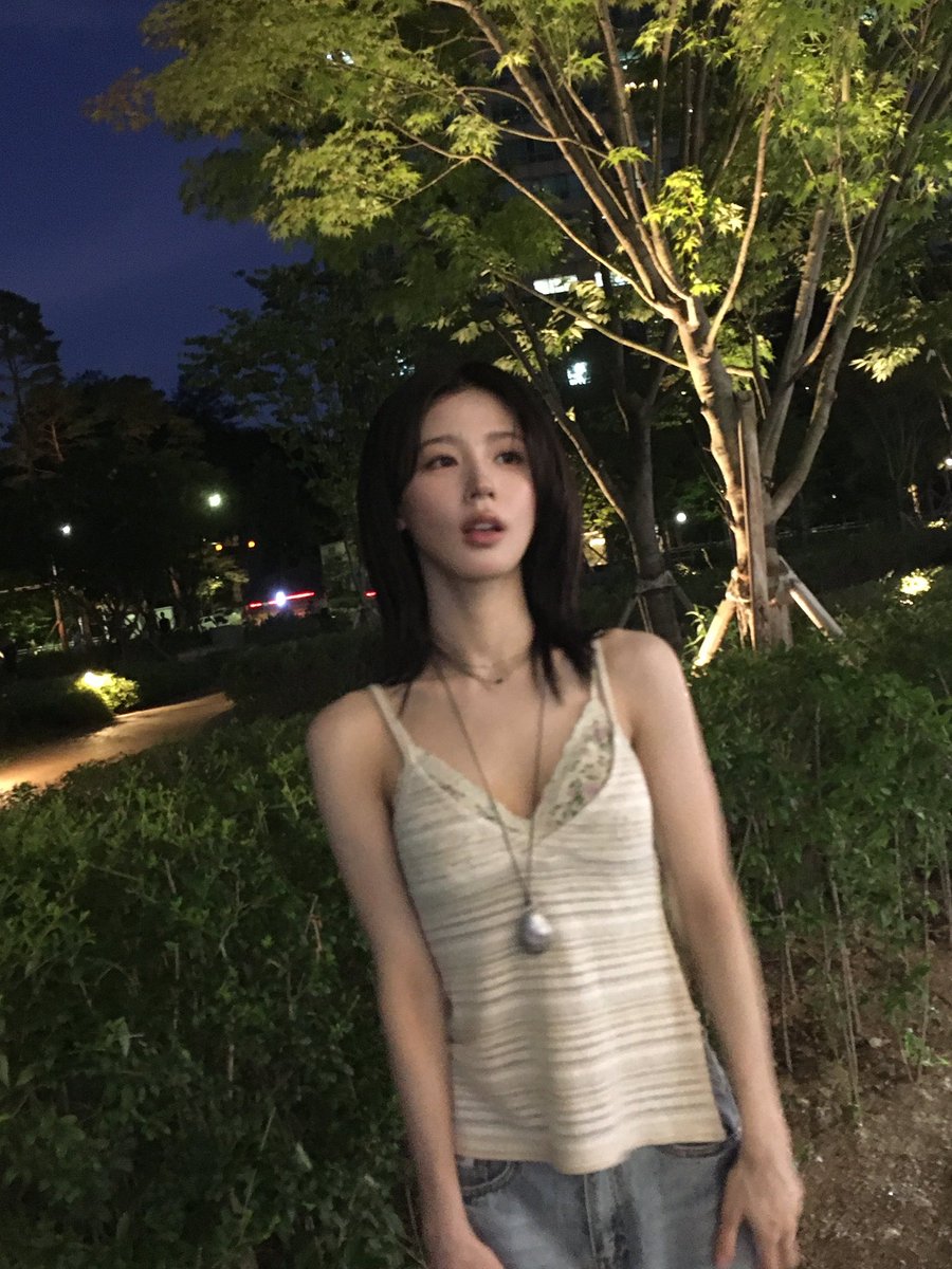 idlebbl's tweet photo. [260815] 🐰📸 https://t.co/IOYerW0v2A
