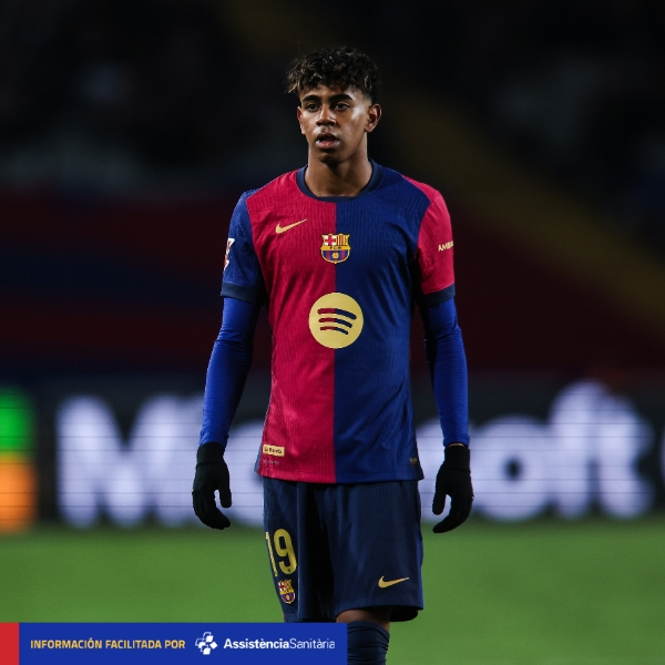 FCBarcelona_26's tweet photo. 🚨 𝐂𝐎𝐌𝐔𝐍𝐈𝐂𝐀𝐃𝐎 𝐌𝐄́𝐃𝐈𝐂𝐎  El jugador del primer equipo 𝐋𝐚𝐦𝐢𝐧𝐞 𝐘𝐚𝐦𝐚𝐥 tuvo un traumatismo en el tobillo en el partido de @RFEF_fm  se prevée que este 4-6 semanas de Baja https://t.co/3XiL6pwitM