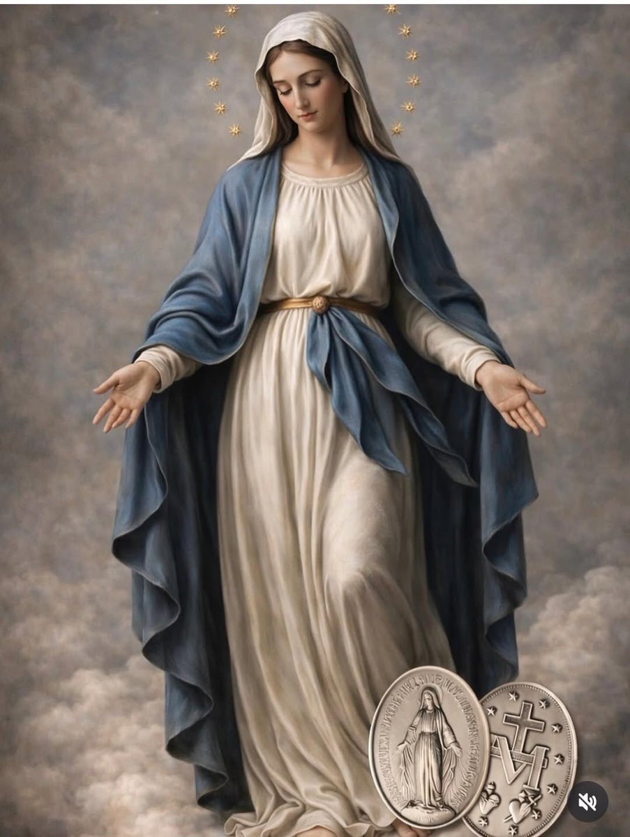 chiamaka___o's tweet photo. Pray for us holy Queen of heaven 🙏🏾 https://t.co/8EpzMgFCL1