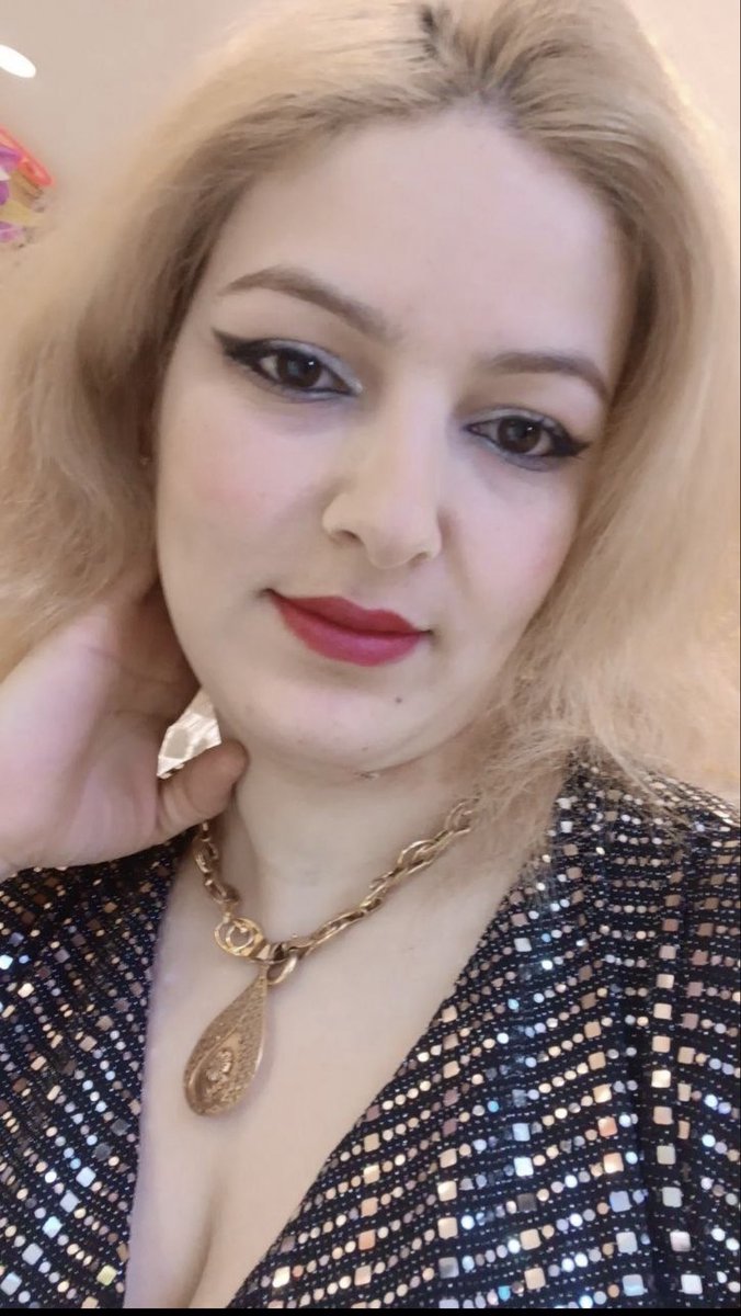 Omare1px's tweet photo. ديوث رقم ١٣ 

العراقي ديوث زوجته لين ٣٦ سنه 
الصراحة مش عارف شو احكي من جمالها 
نفسي صدرها في فمي🤤🤤 و هي تلعب بزبي
و زوجها يكون ناعم و لابس اندرها 😵‍💫😵‍💫😵‍💫 https://t.co/bL2V6hnCxp