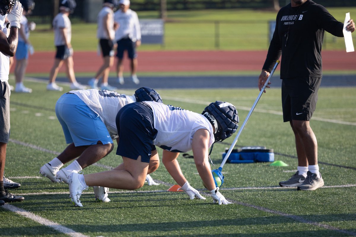 BerryFootball's tweet photo. A new season. A new opportunity. A relentless pursuit. Let’s BUILD! 🏈 

#FallCamp  #BUILD  #d3fb https://t.co/LfTTTicF1h