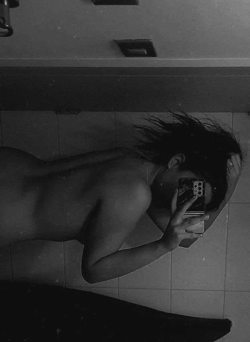 mochiktty's tweet photo. Holiii 👀 rico dia como para estar acostadita🫣 https://t.co/5B8S9T1E4V