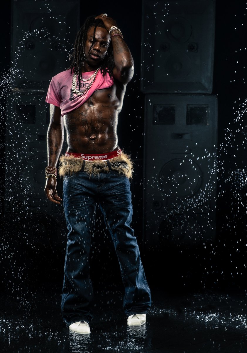 mide_zz tweet picture
