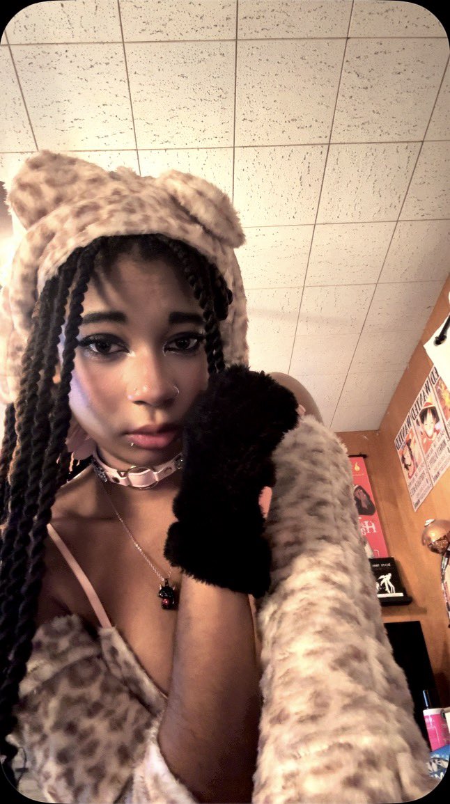 _rottenmilk0's tweet photo. Someone fill me with cummies
I promise I’ll be good~
#nsfwtwtًً #kitty #nsfw #goodgirl #camshow #sex #nsfwtwtً https://t.co/uPiz7fdPVN
