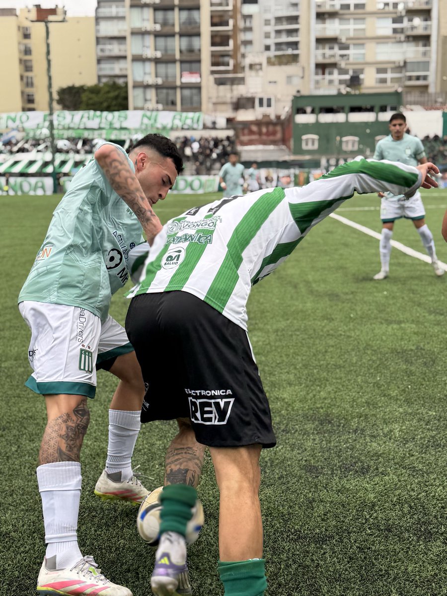 LafeOficial's tweet photo. ⏱️¡FINAL! CAYÓ #LAFE

@ExcursioOficial 5️⃣ 🆚 3️⃣ #Laferrere 

⚽️ Pólvera,Alaniz, Espeche, Arango, Giménez
⚽️ Moran, Denis, Visco
🟥 Fernández,Trejo

👉🏽 En un festival de goles, Lafe intentó siempre pero el local se llevó todo.

Fecha 30 #PrimeraB @LPFPlay #JuegaLafe #DaleVerde💪🇳🇬 https://t.co/arKZMGAb3r