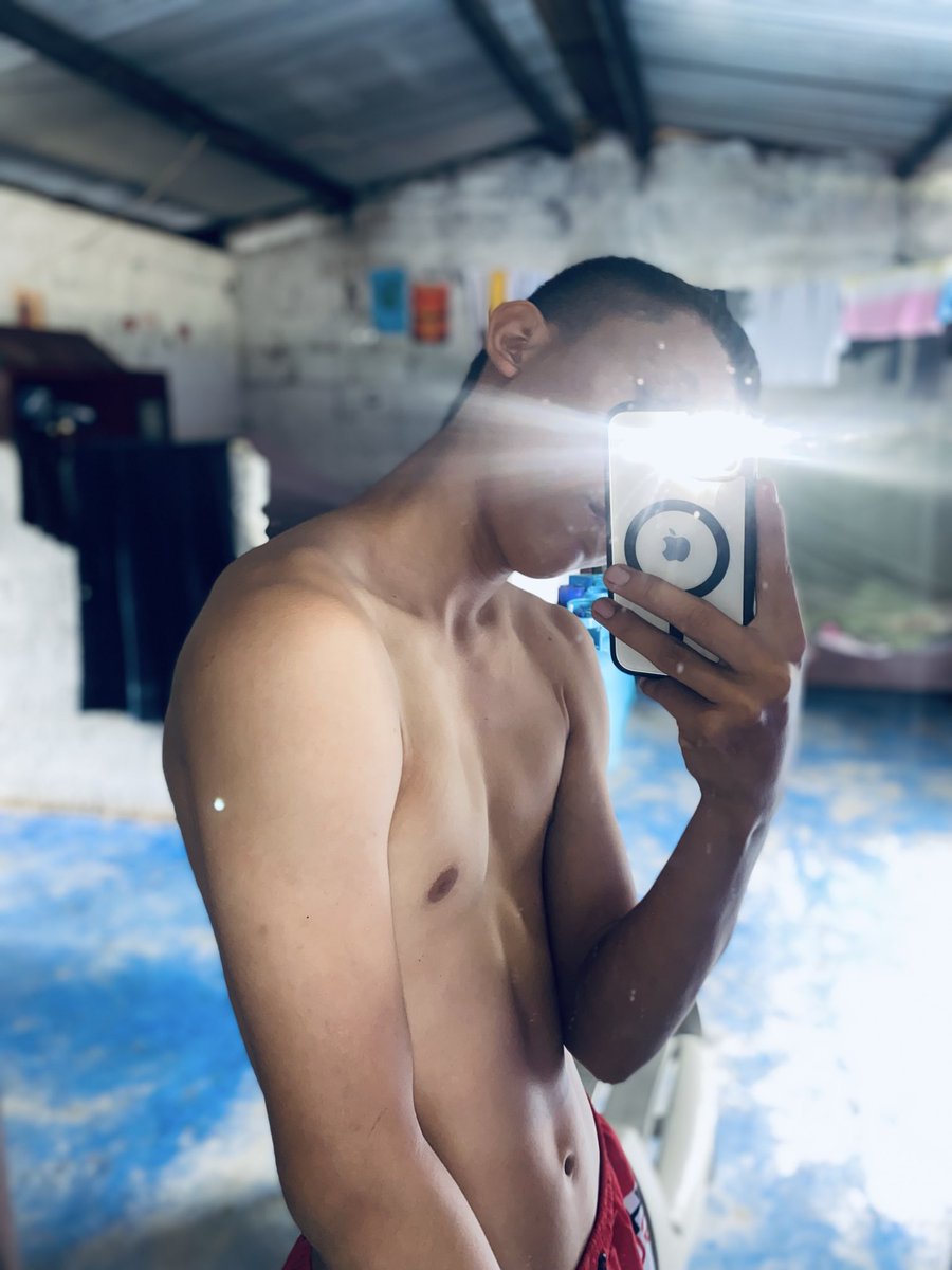 AndresCarvjs's tweet photo. 🫠. https://t.co/yKKEyREl0K