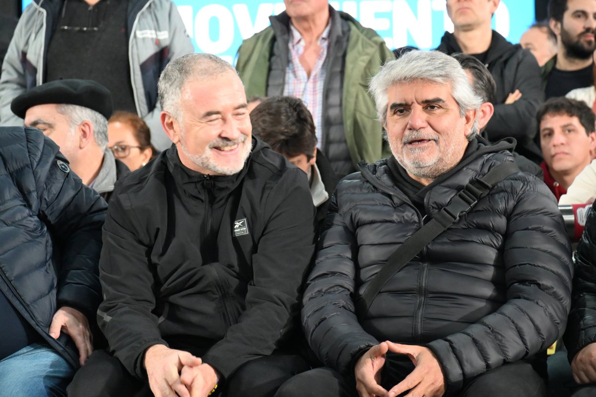 waltercorreaok's tweet photo. Sabemos que hay otro país posible, otro camino qué recorrer. Hoy vinimos a traer este mensaje al plenario de la 2da sección electoral, a convocar a seguir construyendo la esperanza y la alternativa a esta tragedia neoliberal, junto a compañeras y compañeros en toda nuestra provincia de Buenos Aires y en todo nuestro país.

Como expresara nuestro compañero @Kicillofok, necesitamos un nacionalismo profundamente federal, volver a mirar hacia adentro con una concepción colectiva, y trabajar en una agenda que interprete la realidad de las y los trabajadores.

Sigamos trabajando, sigamos militando junto a la juventud, los sindicatos y las organizaciones libres del pueblo, sigamos demostrando que hay un pueblo digno y despierto que no está dispuesto a entregarse. Defendamos el derecho al futuro.