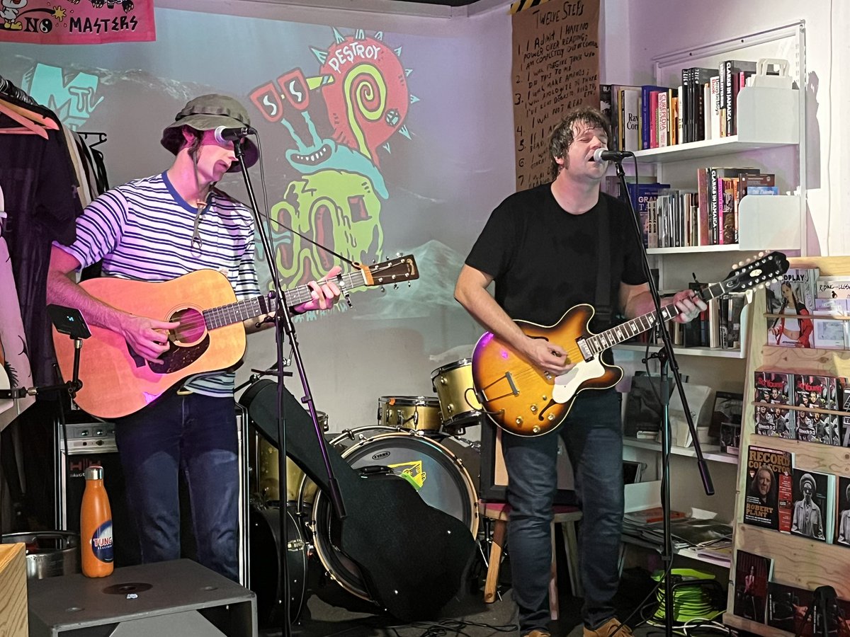 blueroseszine's tweet photo. More excellent music today with @magic_seas playing new material from their new album In Both Directions at @DashTheHenge 💙 https://t.co/qsQU4OQT76