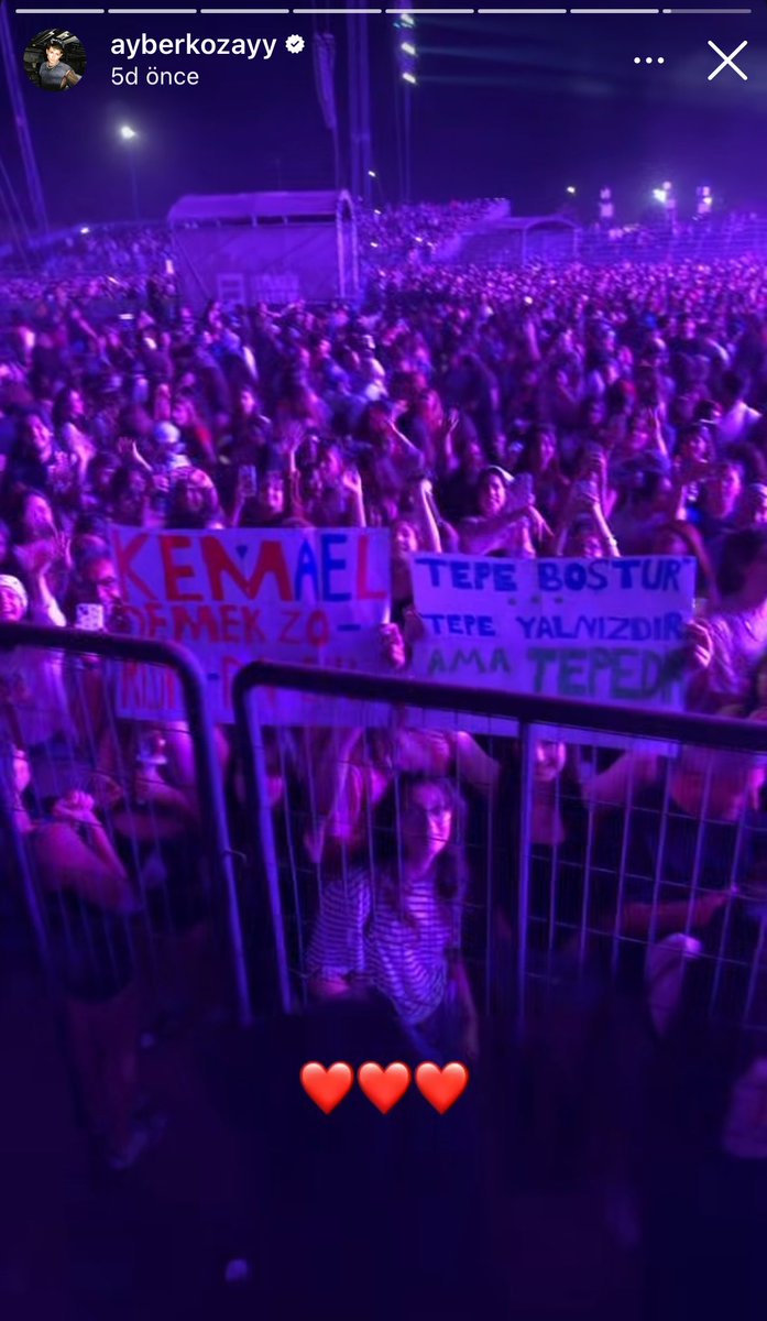 mossynoire's tweet photo. sen peki kendi konserinizde yaşayacağın sevgi seline hazır mısın ayberkcim https://t.co/pqJ4hH8cOK