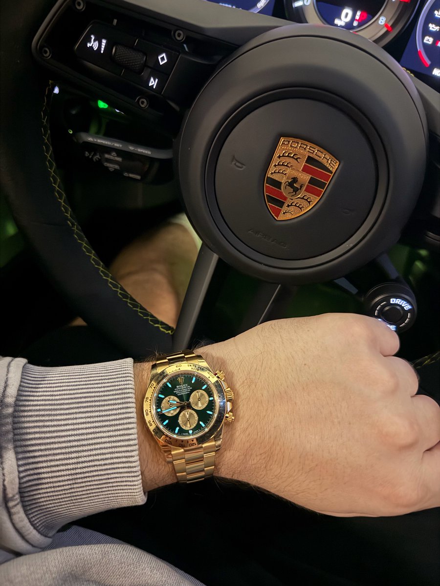 LosPollosTV's tweet photo. Which one https://t.co/qqcZOyHVkE