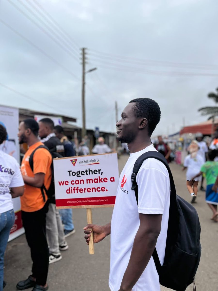 YAMghana's tweet photo. Today, our  YAM volunteers joined the  Osu community for the Osu Duku Walk. 
Volunteers took the moment to engage community members on the growing concerns around gender-based violence, sparking conversations, raising awareness and sharing key SRHR information along the way. https://t.co/a0y4lw7VHJ
