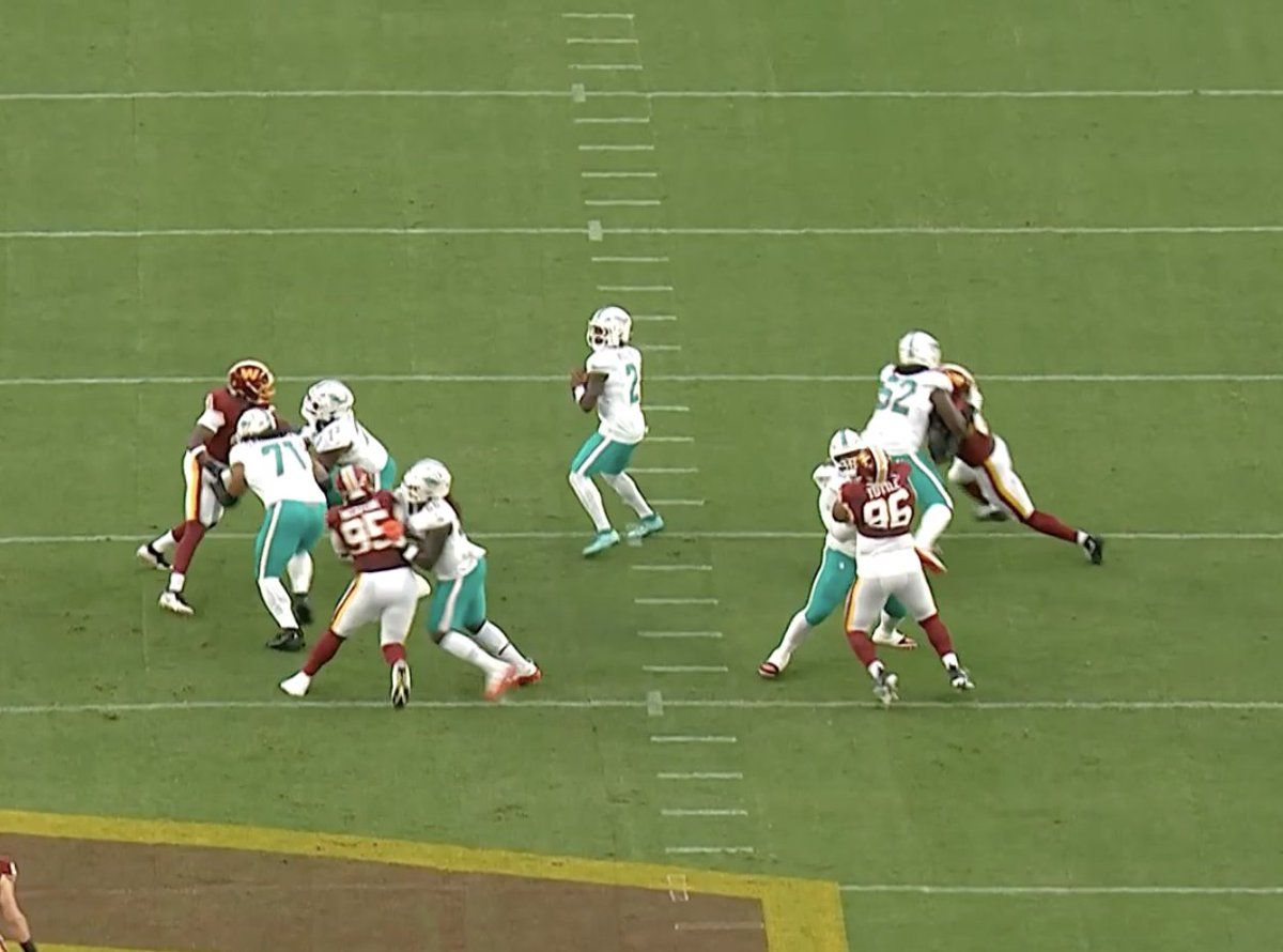 MiamiDolphins's tweet photo. Thinking about this 🙂‍↕️ https://t.co/kVIsJIcYes