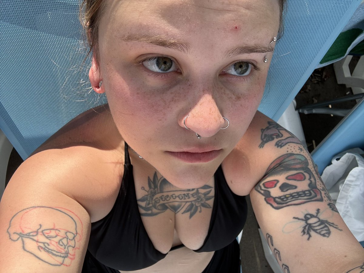 dagnabjab's tweet photo. obligatory proof of life post https://t.co/410KRvp04N
