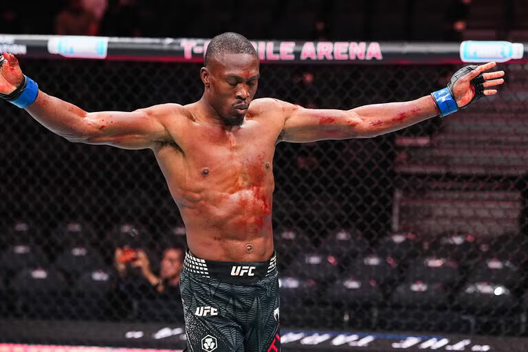 Addy_Locks's tweet photo. UFC 330  Main Card

Turner ML  -115  1u
Dern/Robertson ITD  +110  0.5u
Garry ML  +270  0.25u https://t.co/bl5SObB0lr