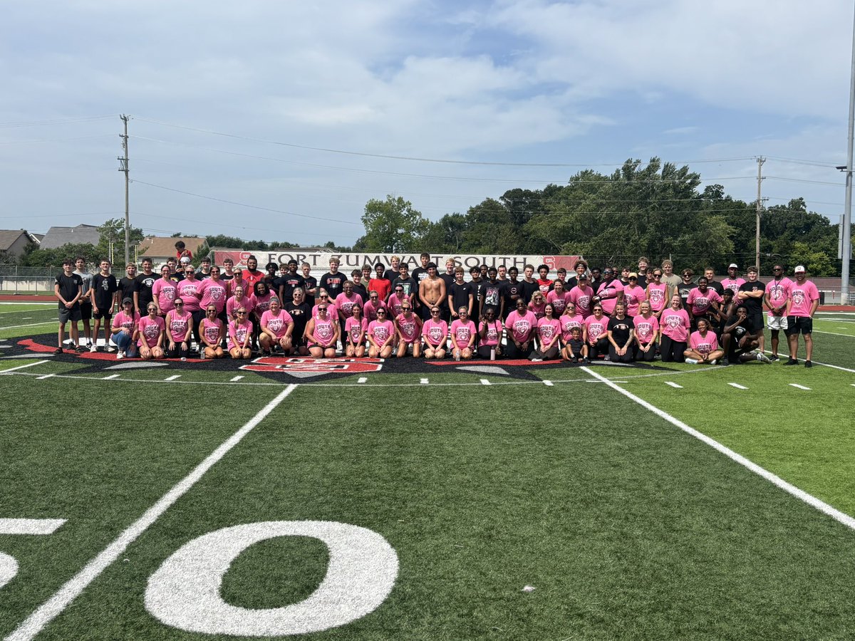 FZS_Football's tweet photo. I personally want to thank every mom that came out today! This is one of the best days for our program! FZS Mothers Day practice  was a huge https://t.co/7p1YUwVYEY