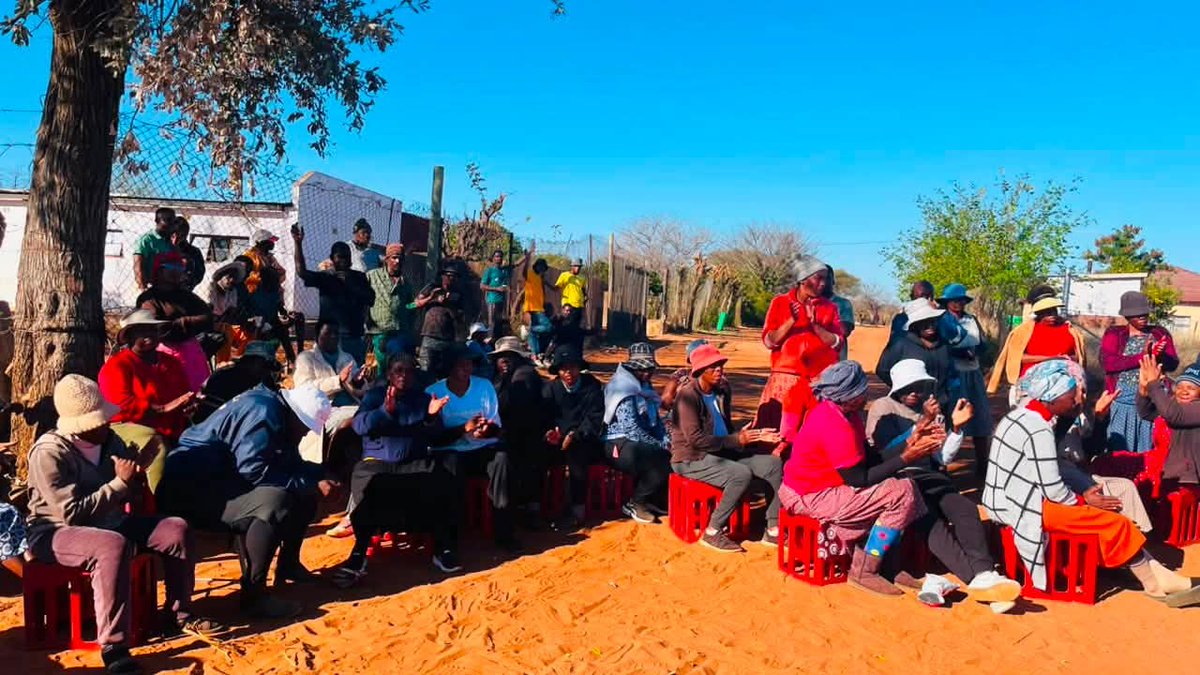 MapulaMokgosang's tweet photo. ♦️IN PICTURES♦️

The Economic Freedom Fighters (EFF) in Mogalakwena Sub-Region, led by its Mayoral Candidate, Fighter Shela Majoko, and the Chairperson of the Sub-Region, Fighter Malesela Lelaka, today met with the community of Galakwena following serious concerns raised regarding the RAL road project and the conduct surrounding its implementation.

The community raised allegations of intimidation and victimisation, claiming that those who question irregularities or expose wrongdoing in the project are targeted. Of particular concern is the arrest of two community members who have been providing leadership and raising concerns about what is happening around the project.

One of those arrested is the EFF Councillor Candidate for Ward 1, who was democratically elected by the community to represent them. The EFF assured the community that it will provide the necessary support, including assistance with legal costs, to ensure that both arrested community members have access to proper legal representation and a fair process.

The EFF is deeply concerned about allegations that these arrests may be politically motivated and intended to remove active community leaders from the ground during this important period. The criminal justice system must never be abused to settle political scores, silence community activists or prevent political candidates from campaigning and serving their communities.

#corruptgovernment
#VoteEFF
#VictoryOrDeath
