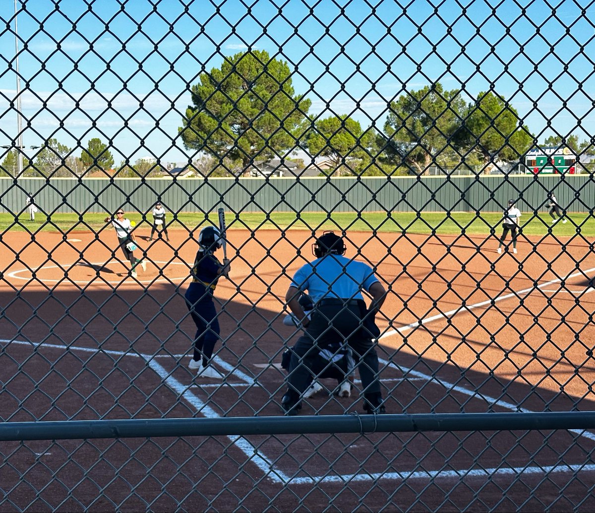 paulinahdz_MMS's tweet photo. ๐ Lady Moose Softball came to PLAY today! ๐ซ๐ Way to get the win and represent Moose Country! Great job, ladies! โพ๏ธ๐ฅ #MooseCountry #LadyMoose #GreatnessGrowsHere
@Montwood_MS
@sisdTOY2015
@dnava_mms
@DPalacios_MMS https://t.co/8t1Sc8xz26